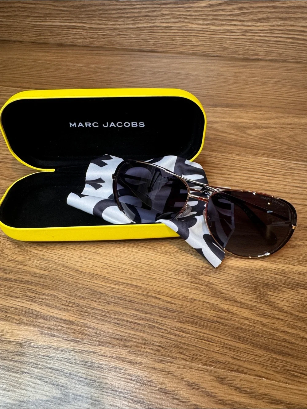 Marc Jacobs Men’s Aviator Sunglasses in Brown and Gold